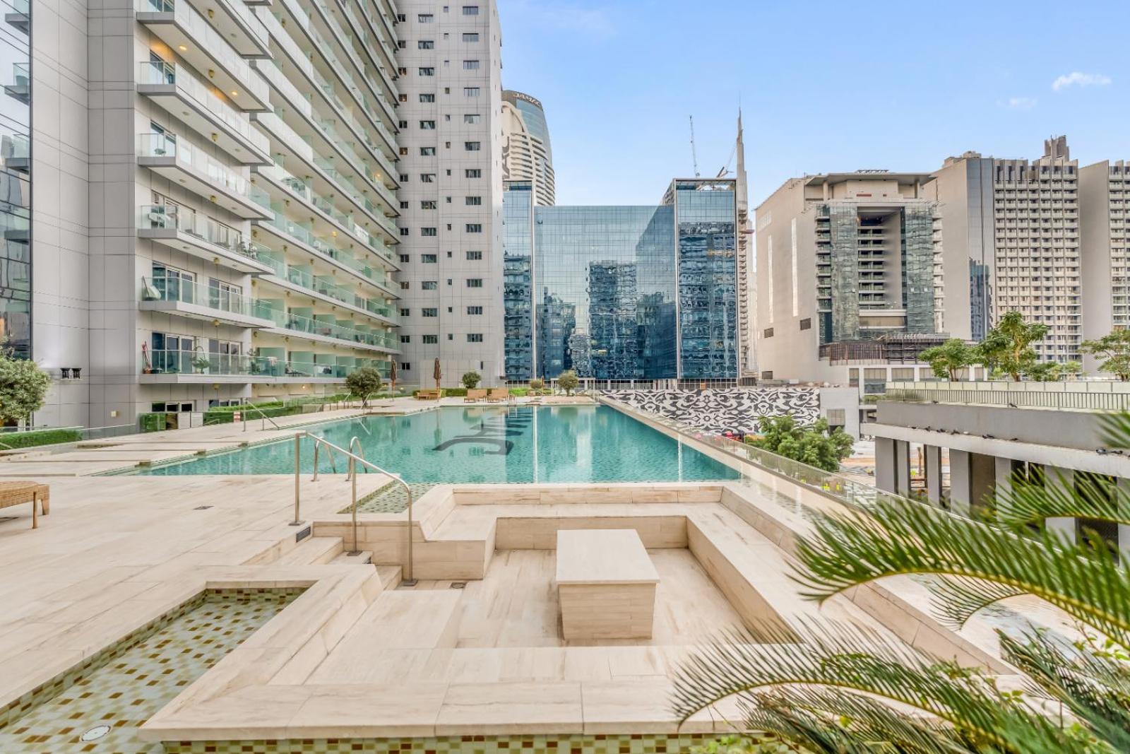 Lux 5 Min Away From Burj Khalifa & Mall Apartment Dubai